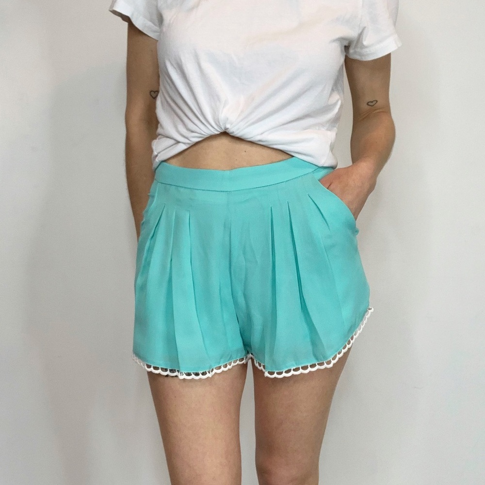 NWT E2 CLOTHING high waist shorts pleated 1701